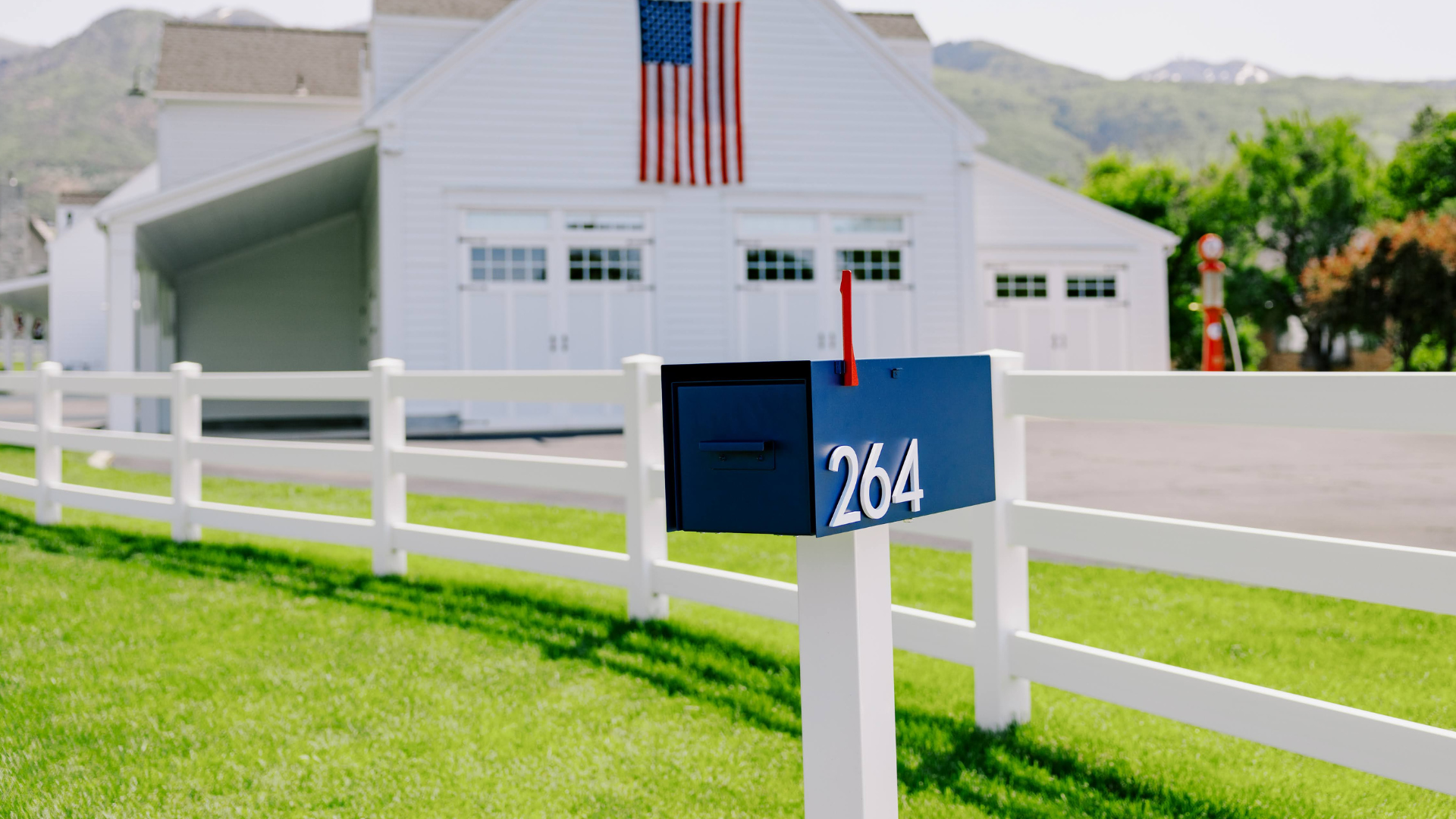 Blue Mailbox FAQ: Reddit’s Most Asked Questions – Post & Porch