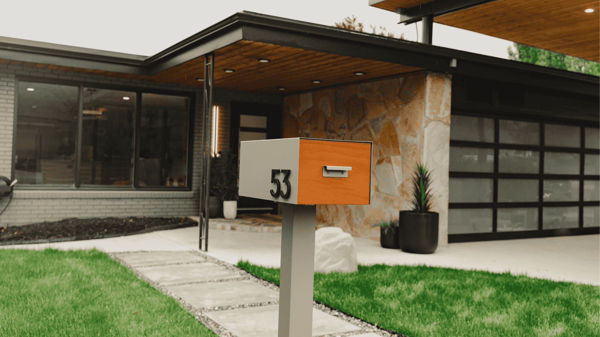 The Locking Mailbox for People Who Actually Care About Their Curb Appeal