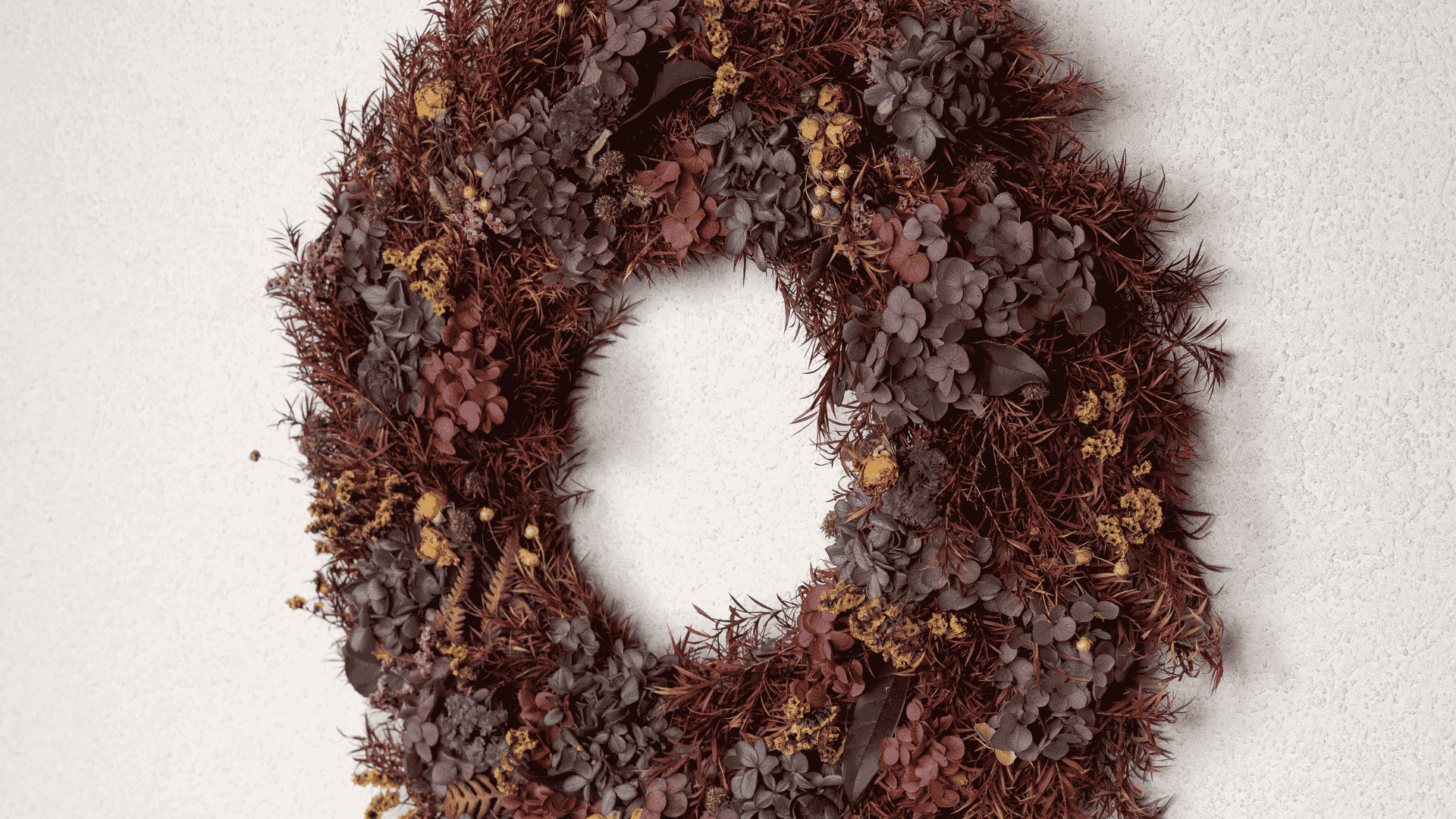 8 Reasons You Need an Outdoor Summer Wreath