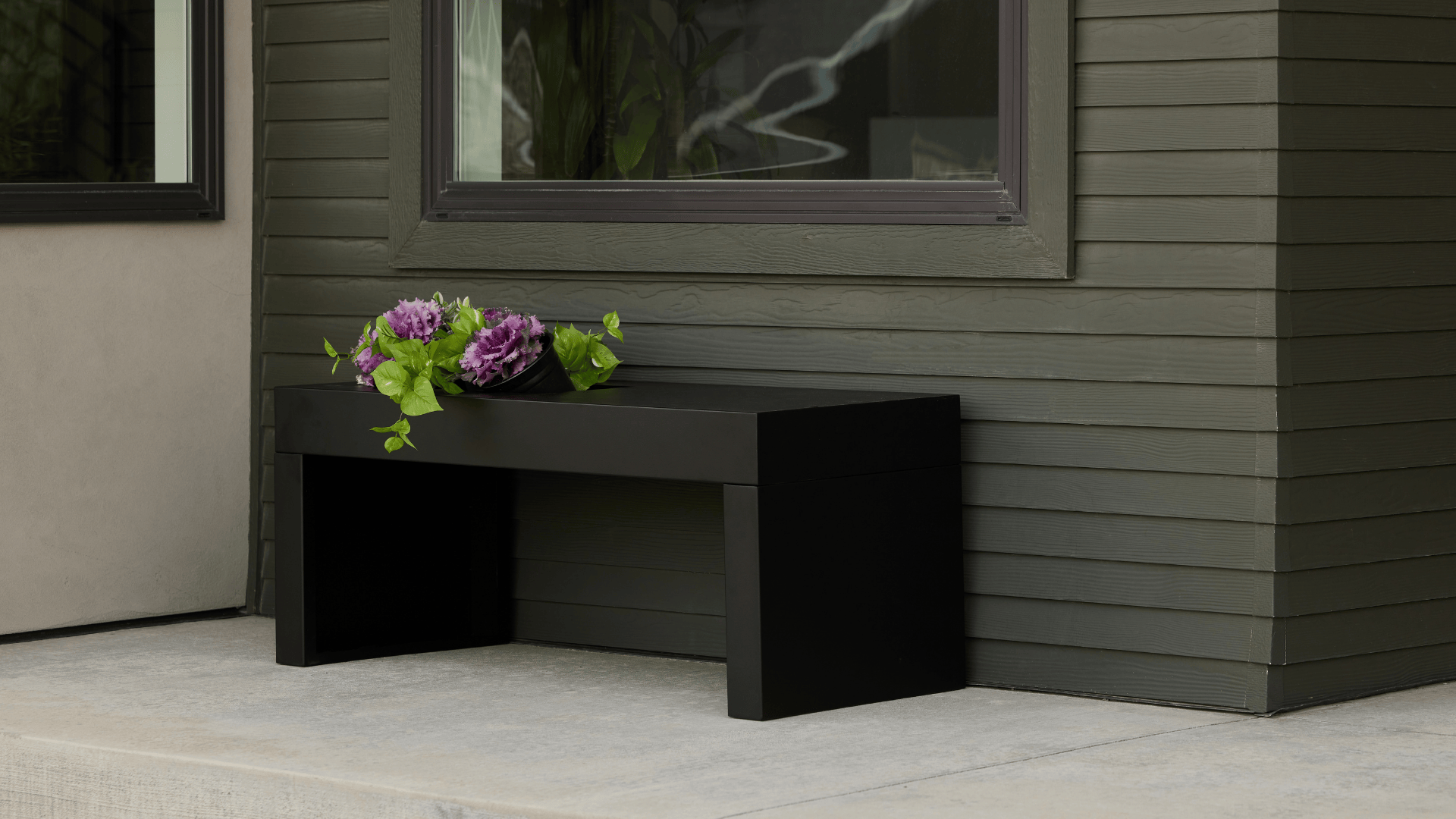Why A Planter Bench Is the Ultimate 2-In-1 for Small Spaces
