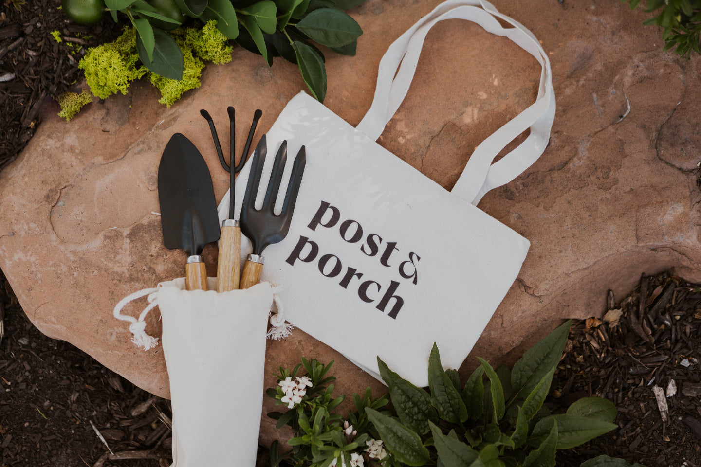 Post & Porch Anniversary Bag with Garden Tools Set (Free Gift)